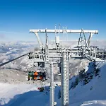 Renove Au Centre De La Tania Avec Parking - Fr-1-568-47 *
